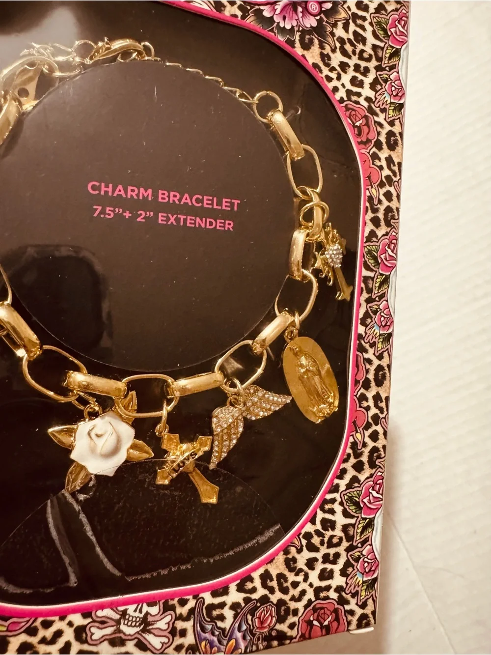 Ed Hardy Gold-Tone Charm Bracelet religious Bnib - Picture 3 of 5